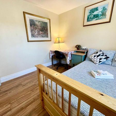 Perfect Home-Private Washrooms,Free Parking,High Speed Net Toronto Ngoại thất bức ảnh