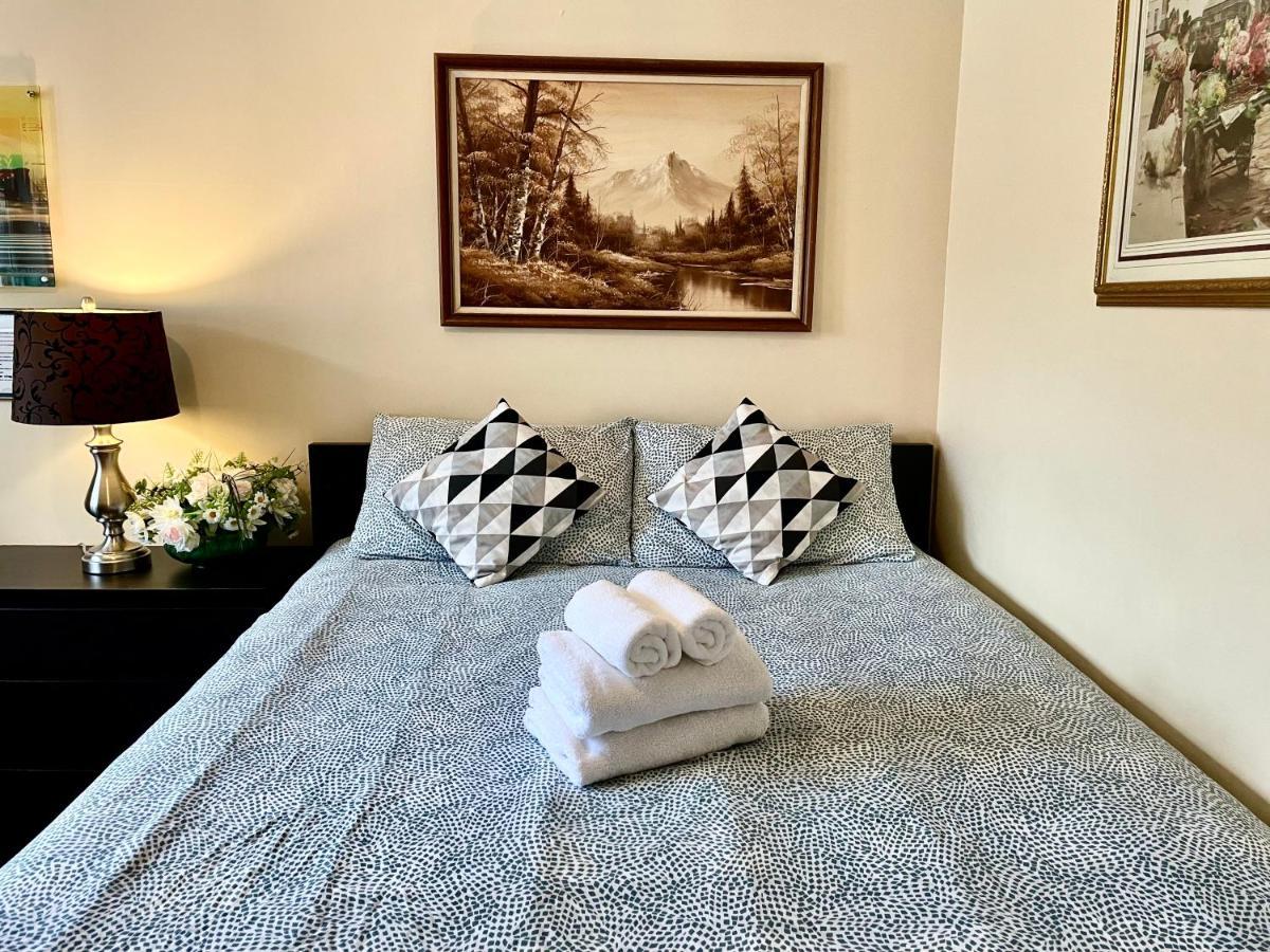 Perfect Home-Private Washrooms,Free Parking,High Speed Net Toronto Ngoại thất bức ảnh