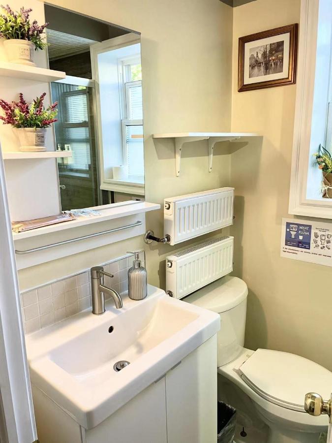 Perfect Home-Private Washrooms,Free Parking,High Speed Net Toronto Ngoại thất bức ảnh