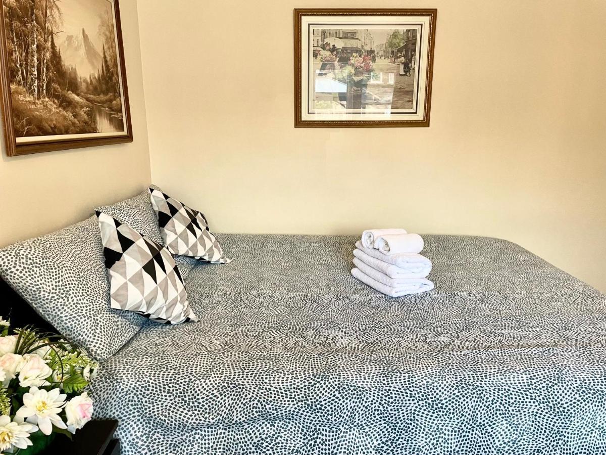 Perfect Home-Private Washrooms,Free Parking,High Speed Net Toronto Ngoại thất bức ảnh