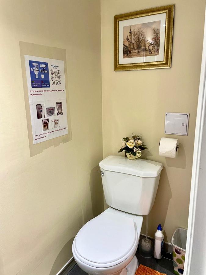 Perfect Home-Private Washrooms,Free Parking,High Speed Net Toronto Ngoại thất bức ảnh