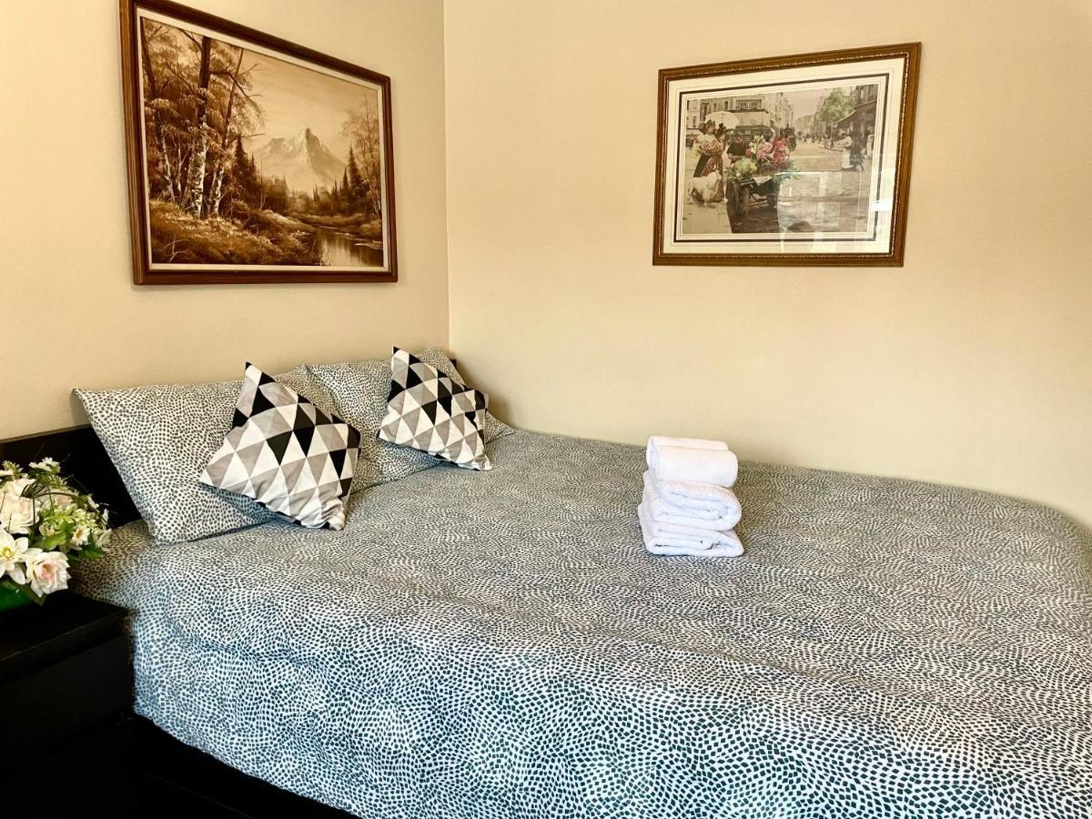 Perfect Home-Private Washrooms,Free Parking,High Speed Net Toronto Ngoại thất bức ảnh