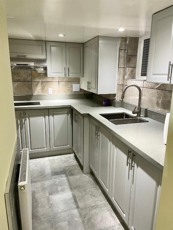 Perfect Home-Private Washrooms,Free Parking,High Speed Net Toronto Ngoại thất bức ảnh